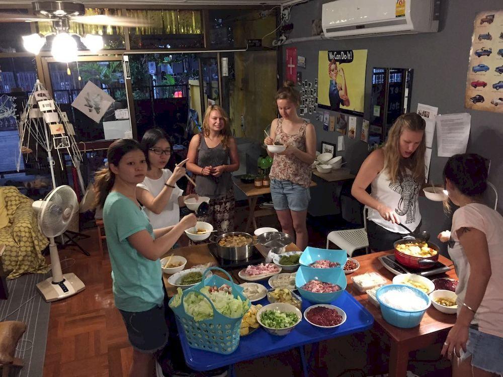 Ideer Hostel Bangkok Exterior foto