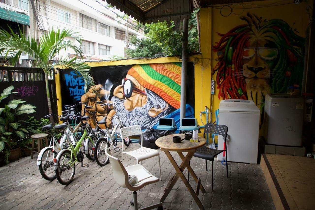 Ideer Hostel Bangkok Exterior foto