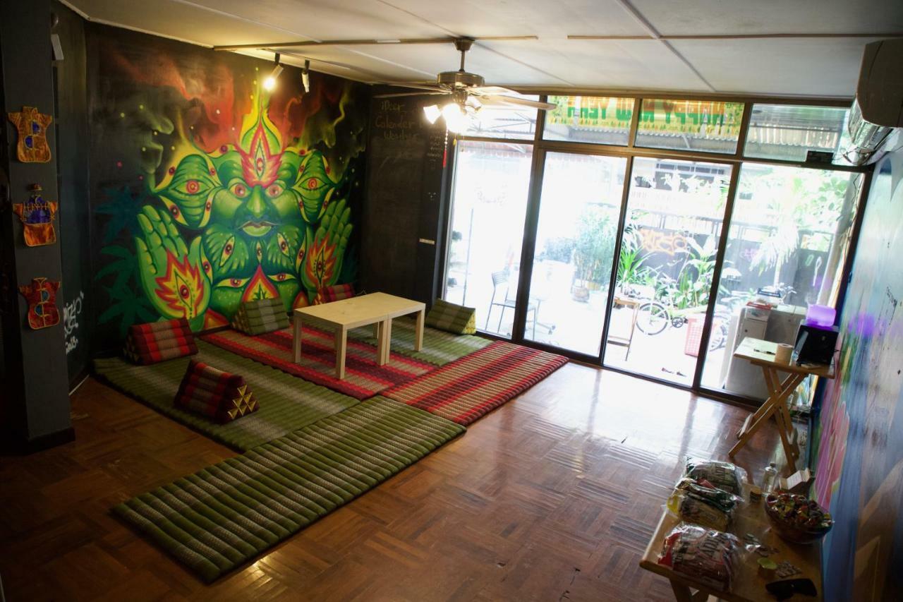 Ideer Hostel Bangkok Exterior foto
